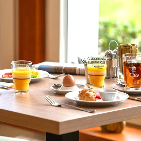 Zur Eiche בוקסטהודה