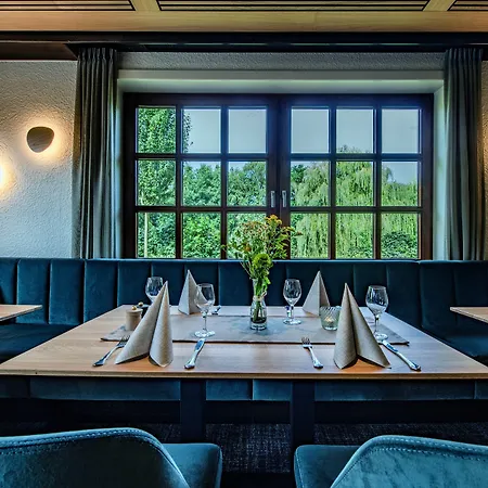 Zur Eiche 3* בוקסטהודה